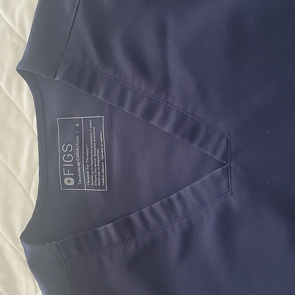 Figs SCRUBS Set - Picture 2 of 16